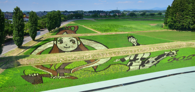 鏡石町